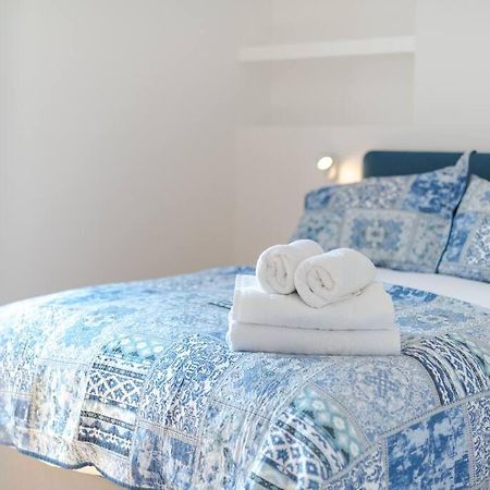 Stunning Two Bed Apartment Rh8 Londyn Zewnętrze zdjęcie