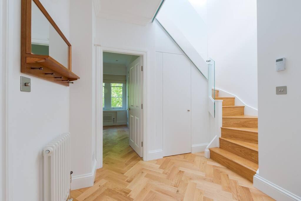 Stunning Two Bed Apartment Rh8 Londyn Zewnętrze zdjęcie